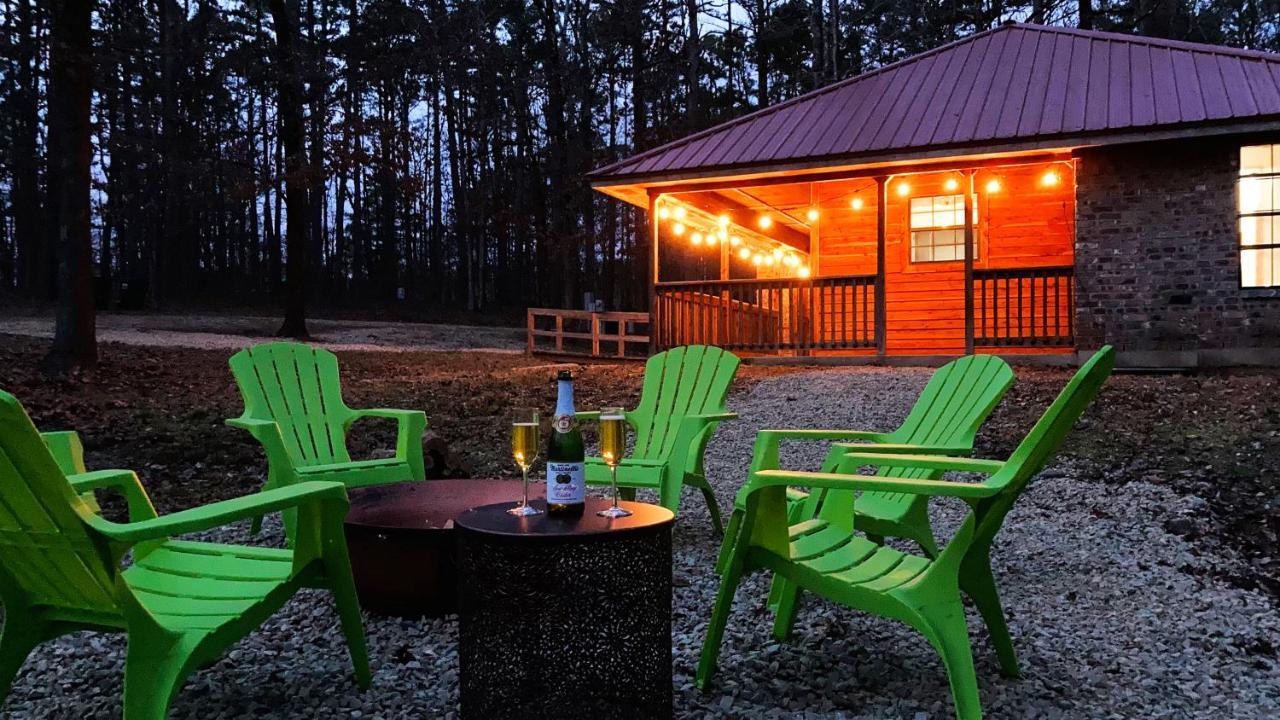 3Bd Cabin Family Fun Arcade Games Fire Pit 5 Min From Lake Fishing Hunting Broken Bow Bagian luar foto